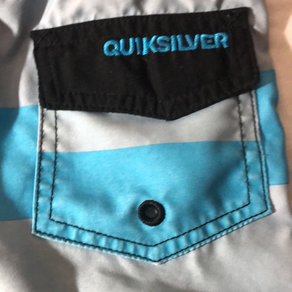 Quicksilver boys board swim shorts in blue and gray, size S (5) - Picture 4 of 5